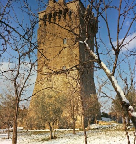 Whispers of the Val d’Orcia: A Tower Crowned by Time and Stars