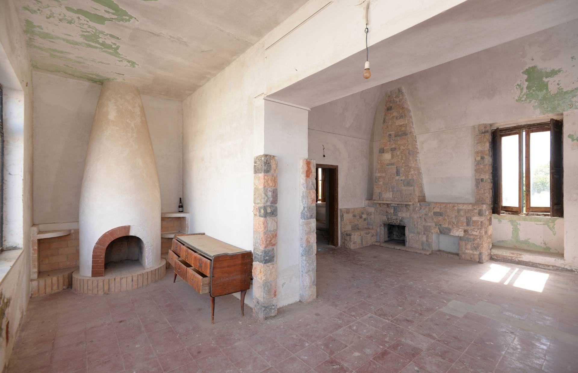 €500k Aradeo, ITALY. Il Castello - XVI Century - Castleist