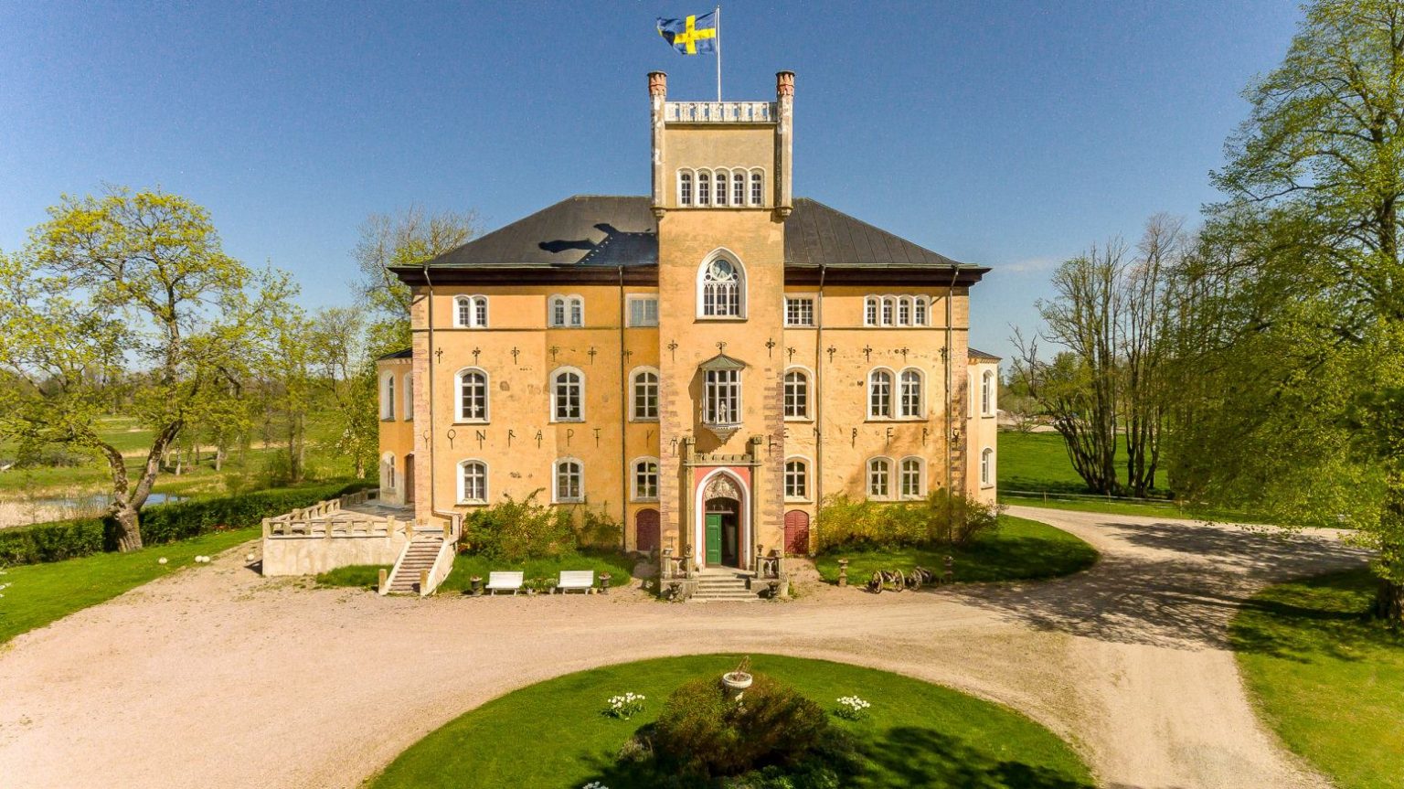 €POA SWEDEN Borstorp Slott Swedish Castle for sale Castleist