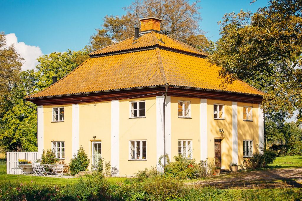 Borsorp Castle Sweden for sale