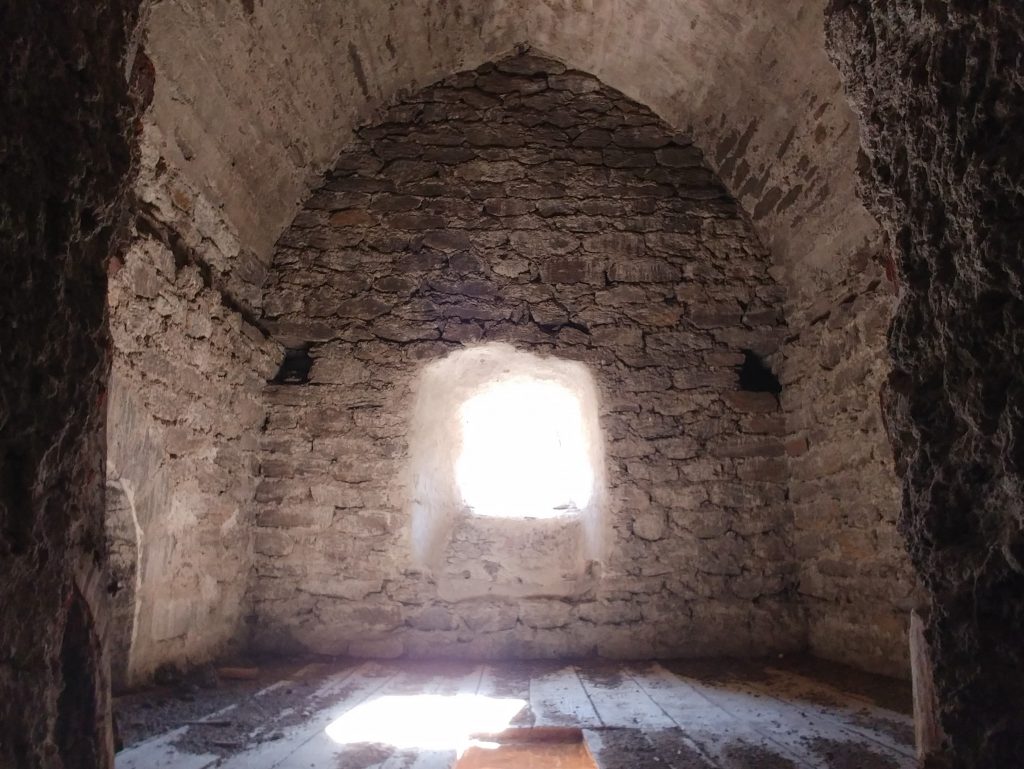 The Watchtower of Brioude: A 13th-Century Sentinel’s Legacy