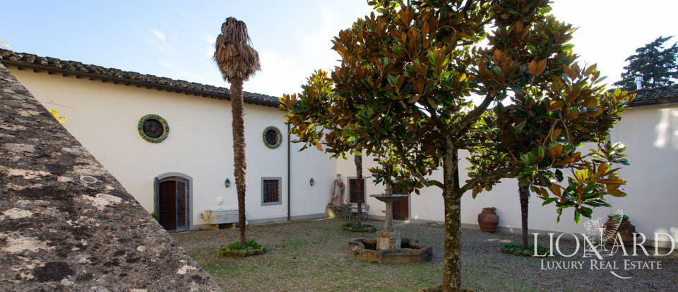 Barbarossa’s Watch: A 12th-Century Tuscan Castle Crowned in Time