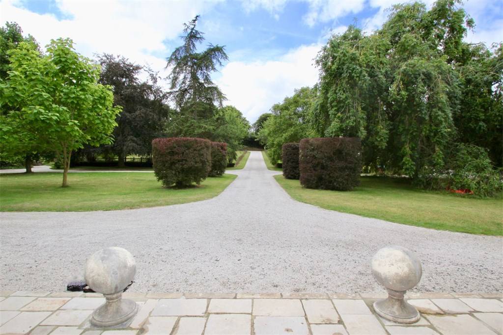 A 16th-Century Dream in Normandy’s Golden Light