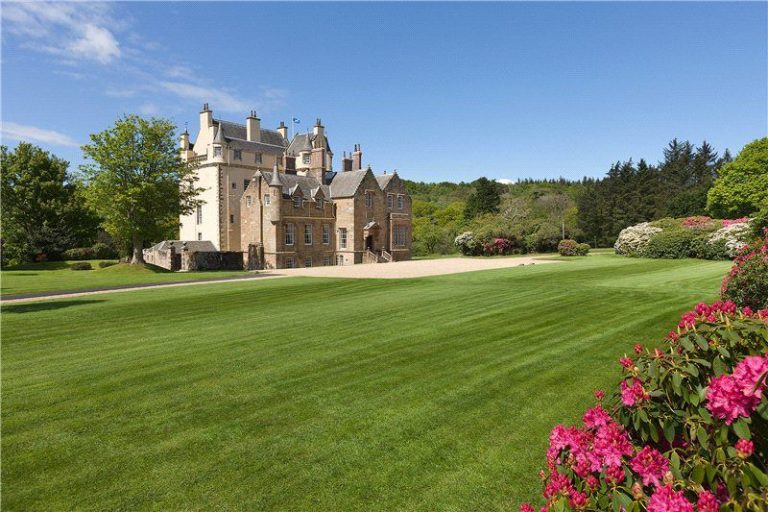 £3.9m Ayrshire, Scotland. Castle Estate for Sale Castleist