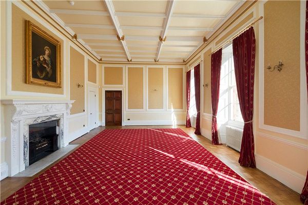 Cassillis: Where Time Honors Majesty Above the Whispering Doon