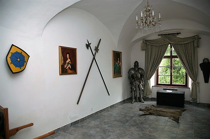 Černá’s Crown: A Restored Bohemian Castle Retreat Between Prague & Vienna