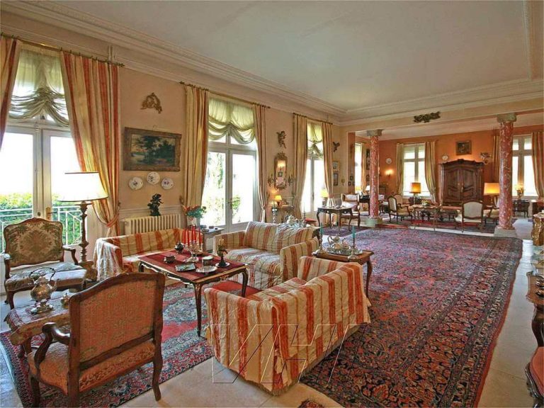 €1.75m Loire Valley, FRANCE. 19th C Chateau for Sale Castleist