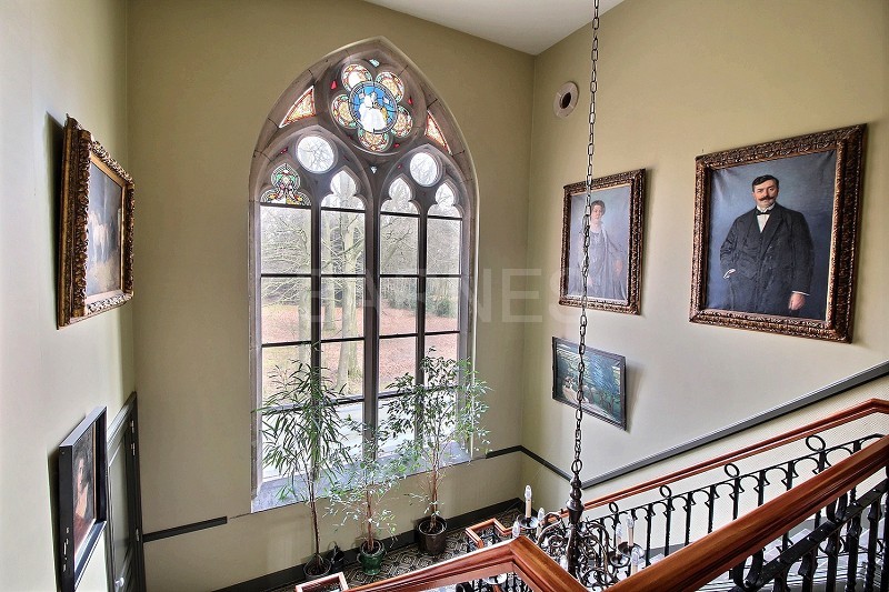 Whispers of 1894: A Belgian Château’s Timeless Embrace