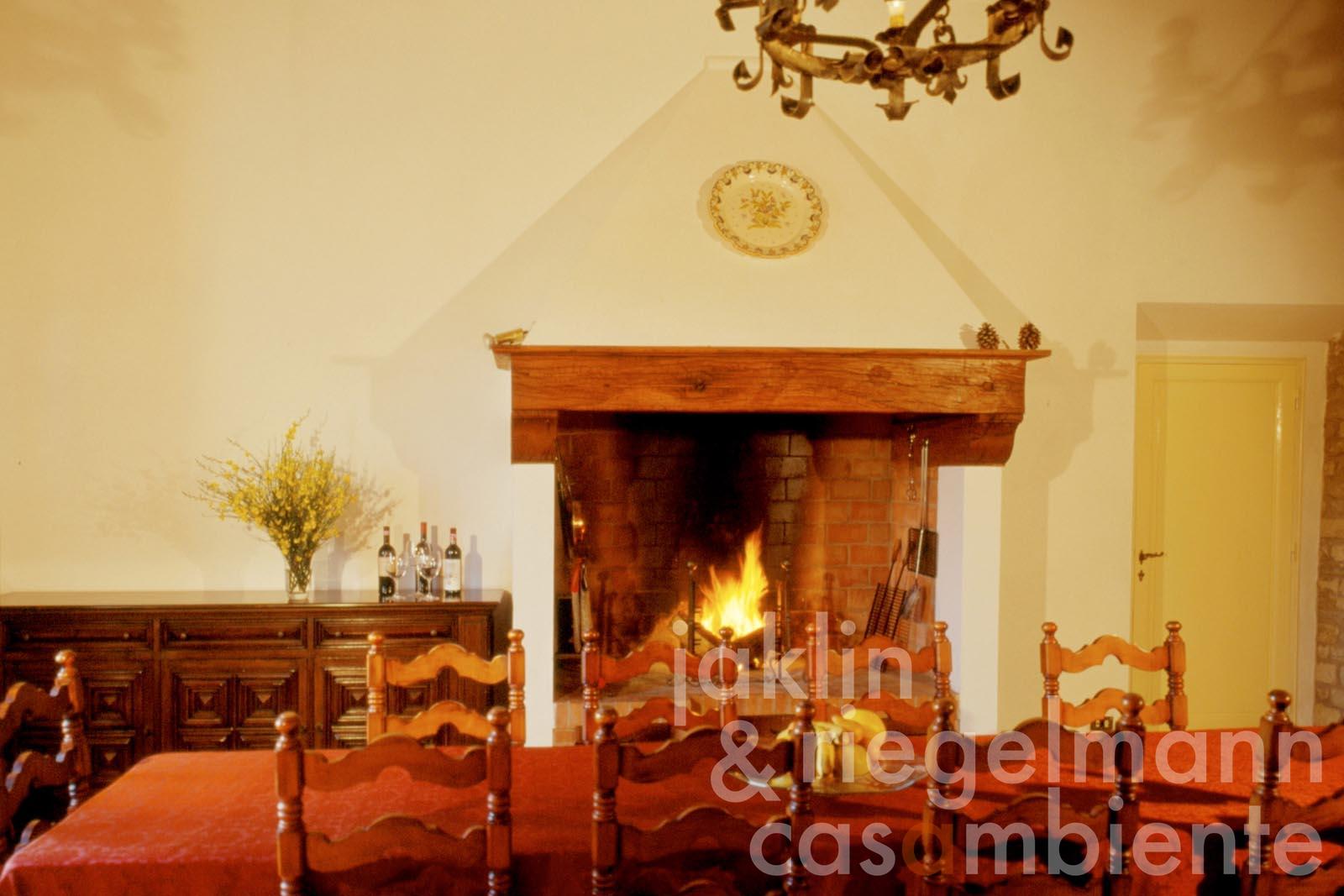 €POA. Chianti, ITALY. Castle with Winery - Castleist