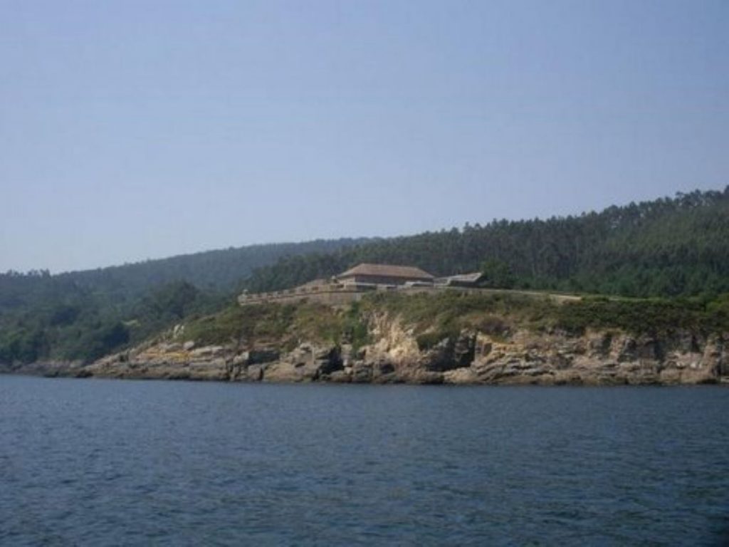 Where the Atlantic Whispers to an 18th-Century Fortress