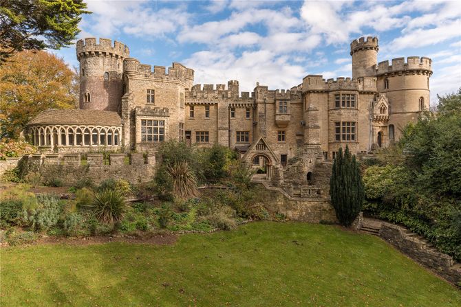 Devizes Castle for sale
