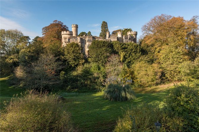 Devizes Castle: Where History Whispers Through Stone & Sky