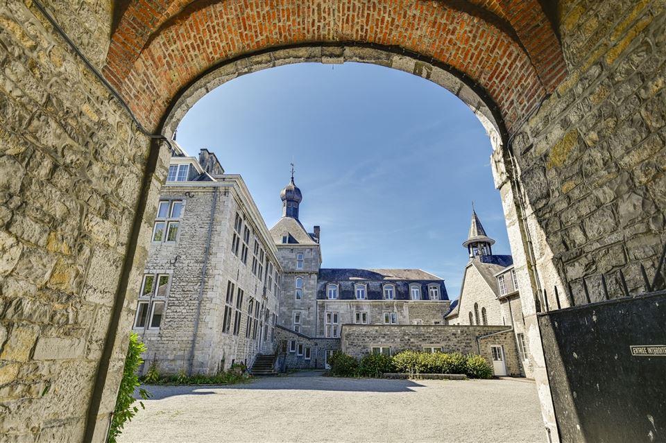 Ermeton-sur-Biert Belgium Castle for sale