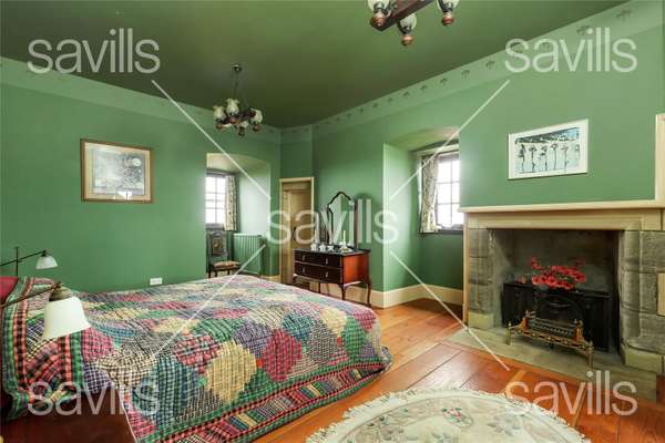 Fa’side Castle: Where Stone Whispers of Kings and Firelight Dances - 5