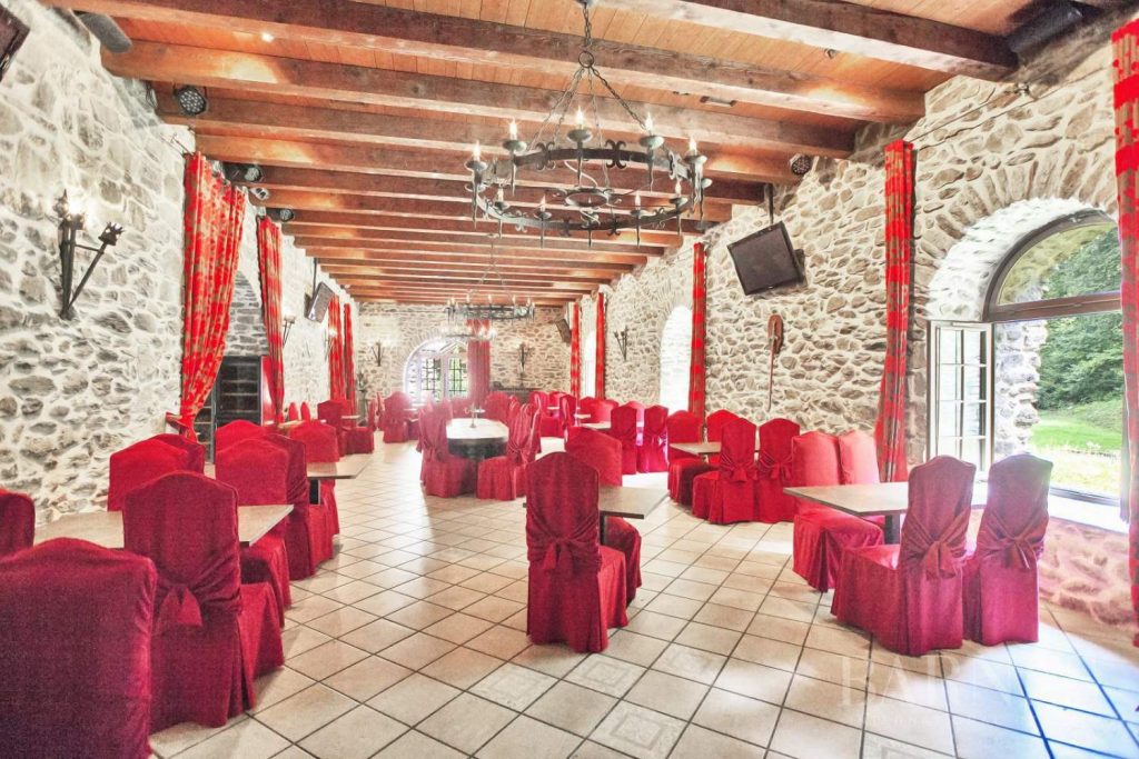 A 16th-Century Castle’s Whisper: Where Tarentaise Legends Awaken