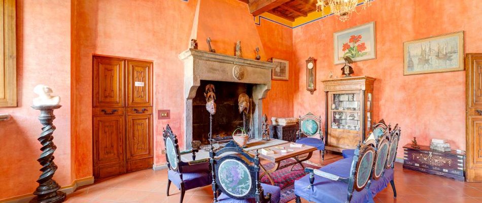 A Thousand-Year Whisper: Chianti’s Crowned Castle in Gaiole’s Golden Hills