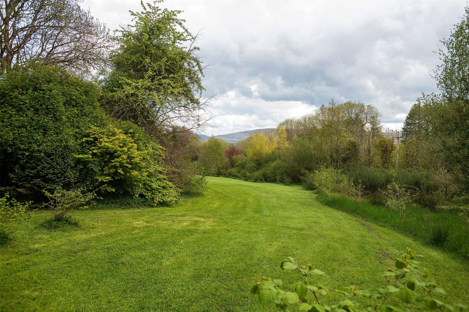 €695k Co. Clare, IRELAND. 16th Century Tower House Castleist