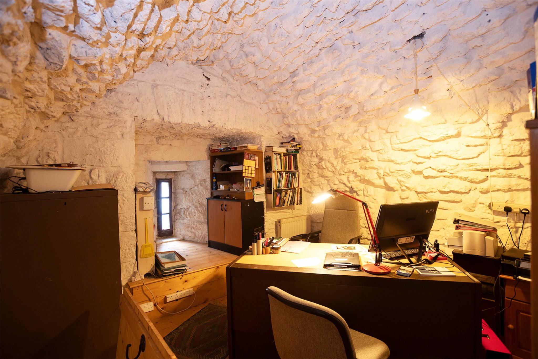 €695k Co. Clare, IRELAND. 16th Century Tower House Castleist