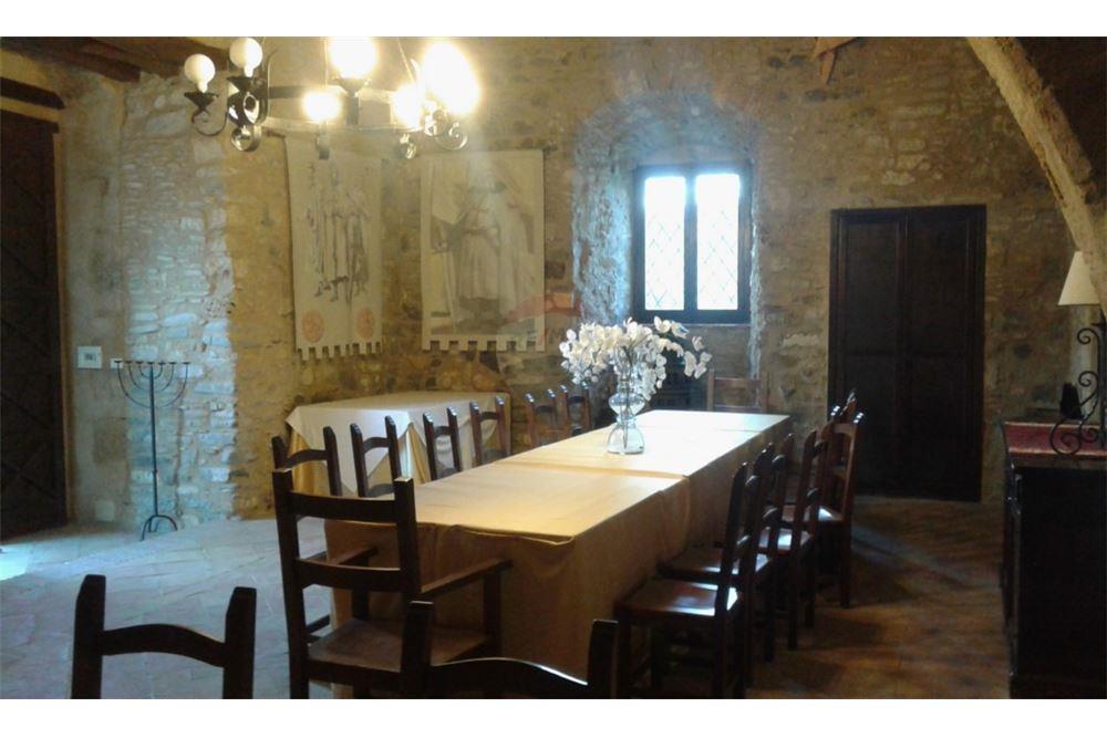 Frederick’s Cliffside Citadel: A Templar Jewel Upon the Ionian Sea - 5