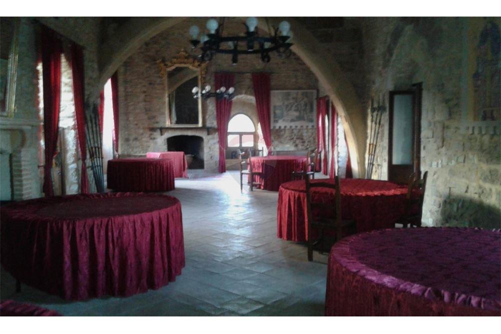 Il Castello Federiciano Italy for sale