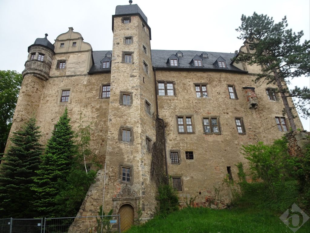 Könitz Castle: A 12th-Century Whisper in Thuringia’s Emerald Crown