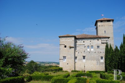 Lectoure Chateau for sale