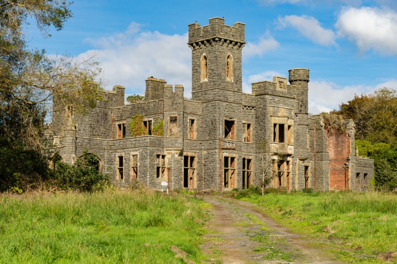 Llanystumdwy North Wales castle for sale