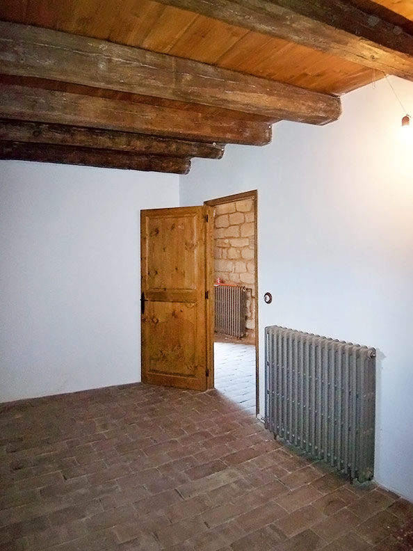 The Watchtower of Whispers: A Pyrenean Jewel from 1066 - 5