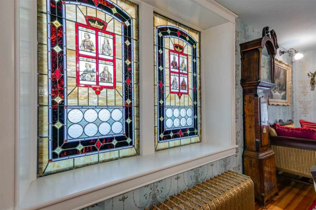 The Limestone Crown of Manhattan: A Castle Woven into the Wild