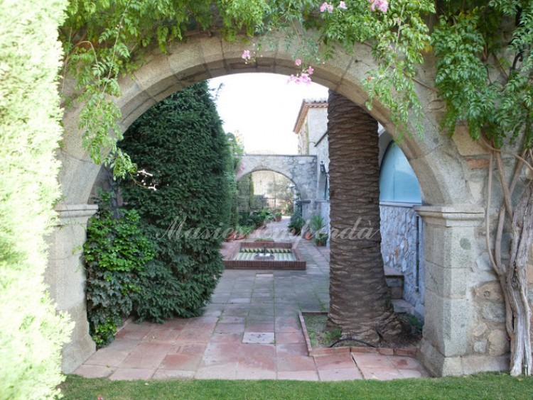 Whispers of Rome: A 15th-Century Tower & Garden Sanctuary in Maresme