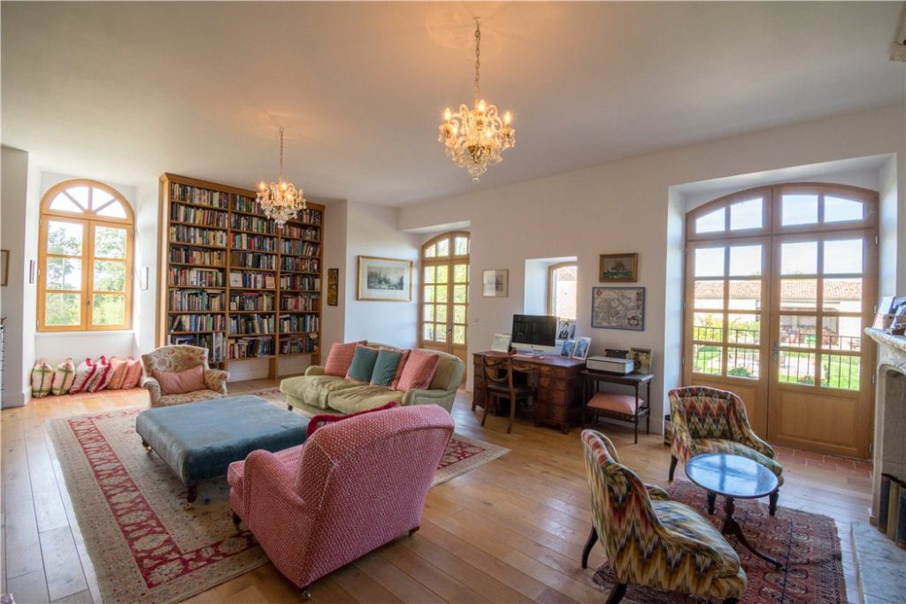 Mauvezin: A Gascon Fairy Tale Where Time Stands Still - 5