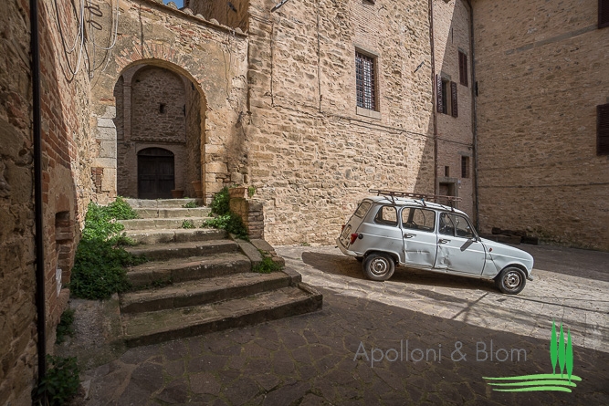 A Tenth-Century Crown: Umbria’s Whispering Castle of Noble Dreams