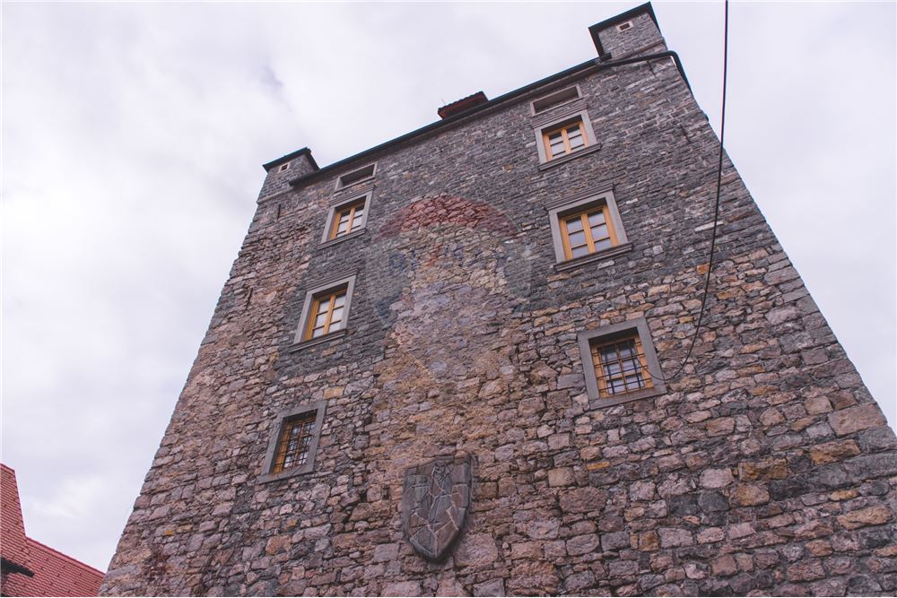 Mirna Castle for sale