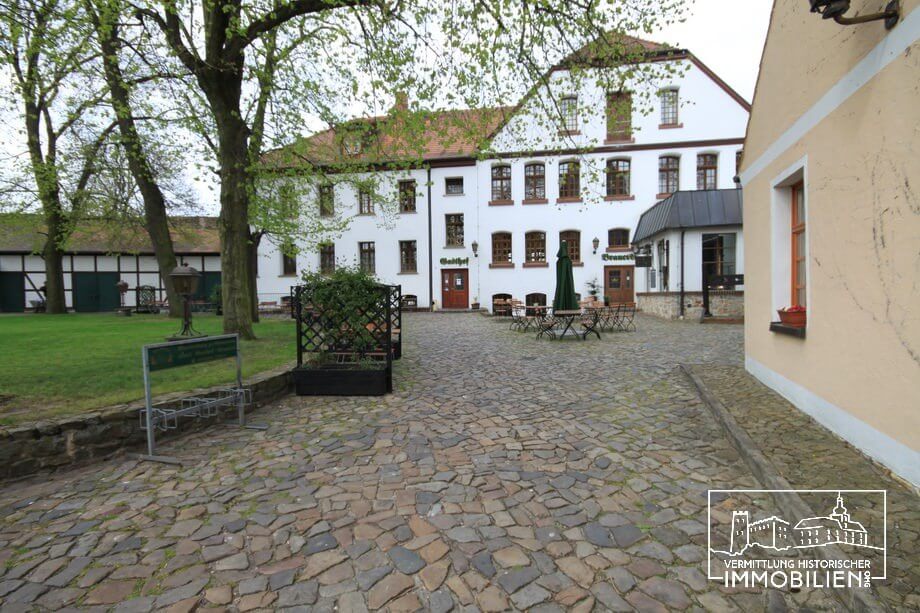 Moated castle hotel for sale Elb-Börde Germany