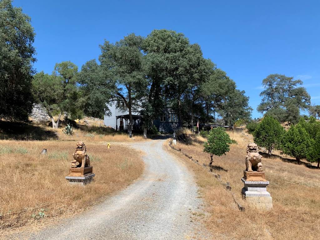 The Whispering Castle of Mountain Ranch – A Realm of Stone & Secret