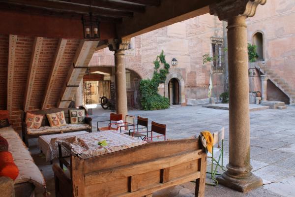 Narros de Salduena: A XV-Century Castle’s Timeless Embrace