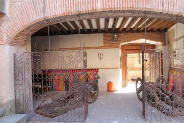 Narros de Salduena: A XV-Century Castle’s Timeless Embrace