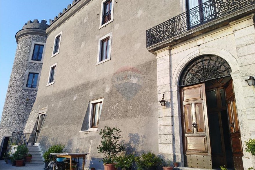 Oricola Castle Italy for sale