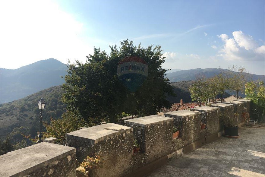 Whispers of the Ninth Century: A Castle Crowned in Time - 5