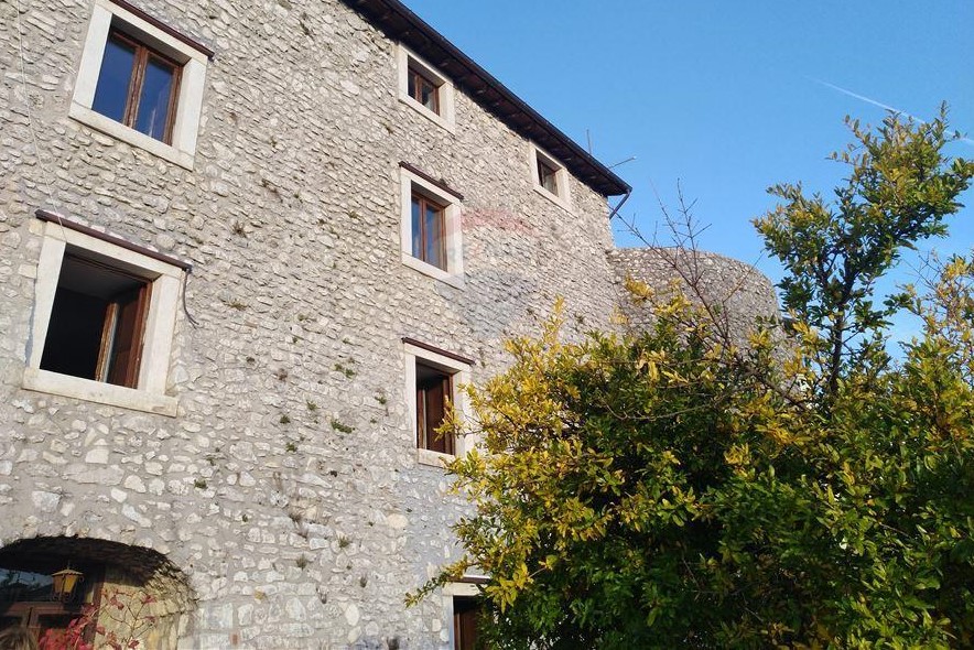 Oricola Castle Italy for sale