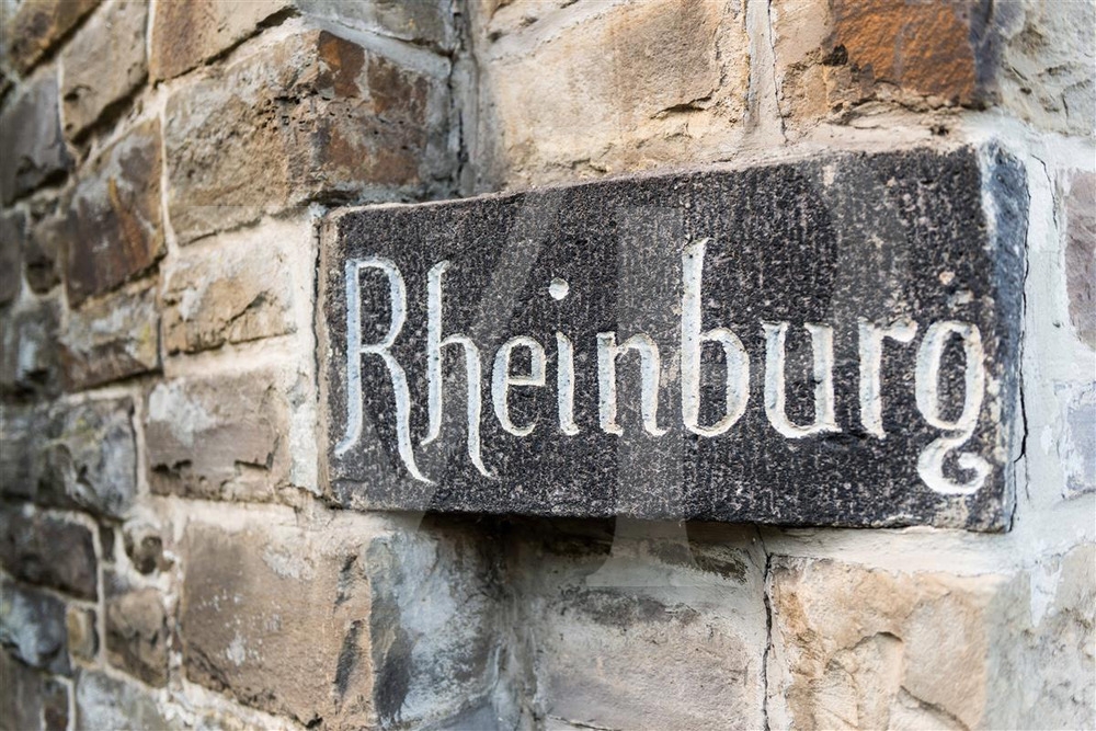 Rheinberg - Castle-like house for sale Germany