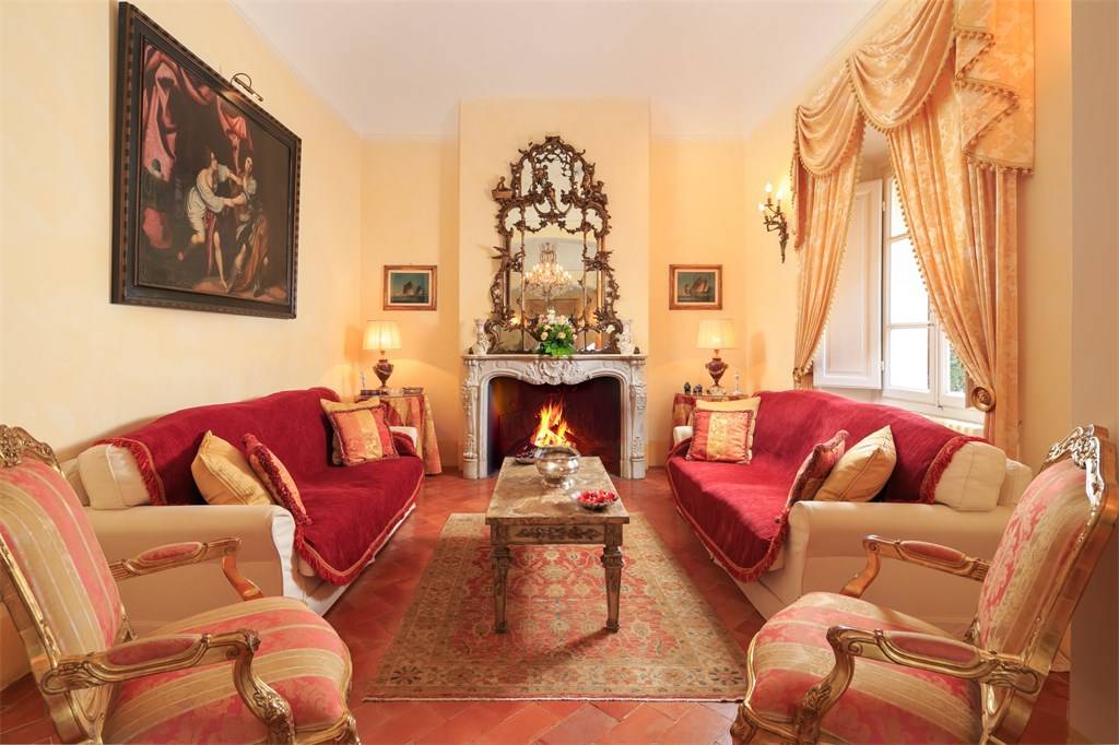 Rocca di Cetona: A Timeless Crown Upon Tuscany’s Emerald Hills - 5