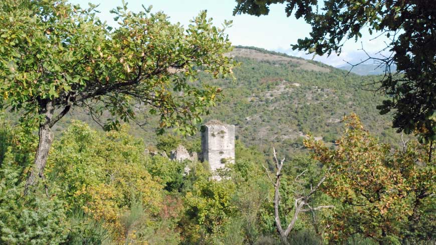 Gualtarotta: The 11th-Century Watchtower Awaiting Its Renaissance in Umbria’s Golden Hills - 5
