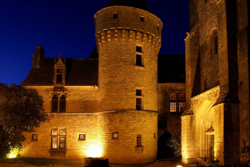 Saint-geniès Castle France for sale