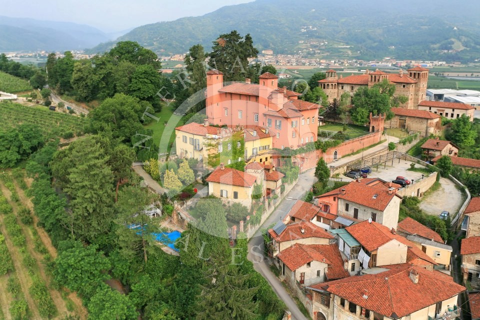 Whispers of the Marquis: A 17th-Century Piedmont Castle Crowned in Time