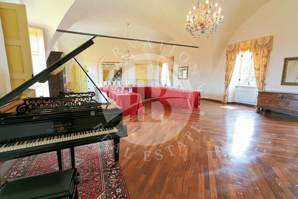 Whispers of the Marquis: A 17th-Century Piedmont Castle Crowned in Time - 5