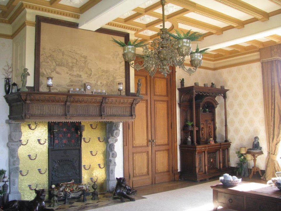 Schaloen: A Fortress of Time, Woven into Nature’s Embrace