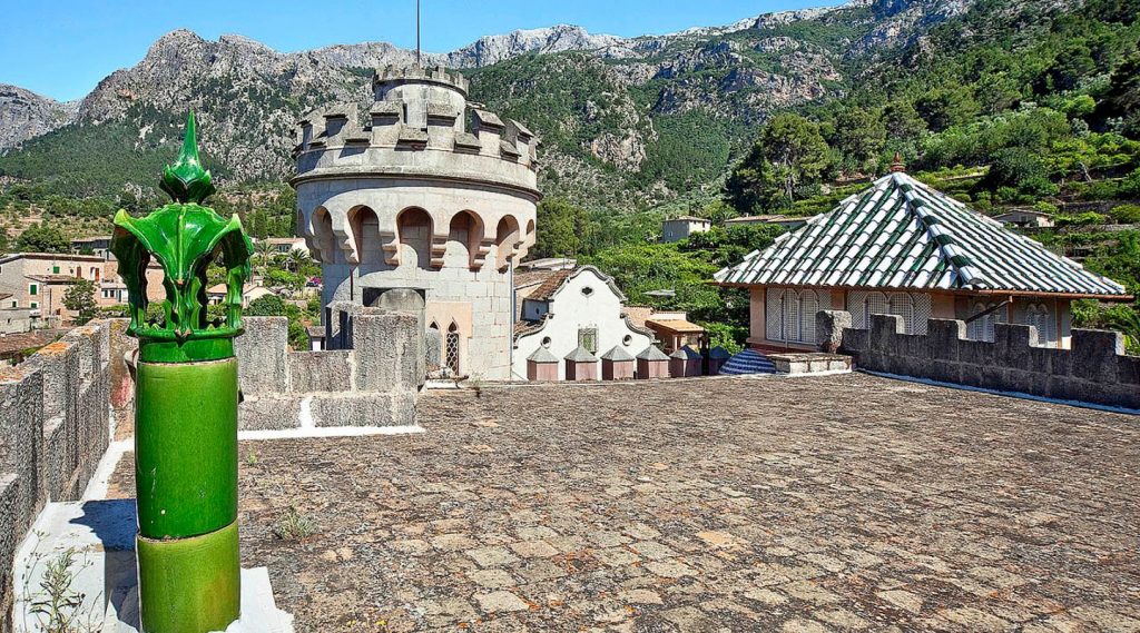 La Corona de Sóller: A 1890 Castle Poised Between Sky and Earth - 5