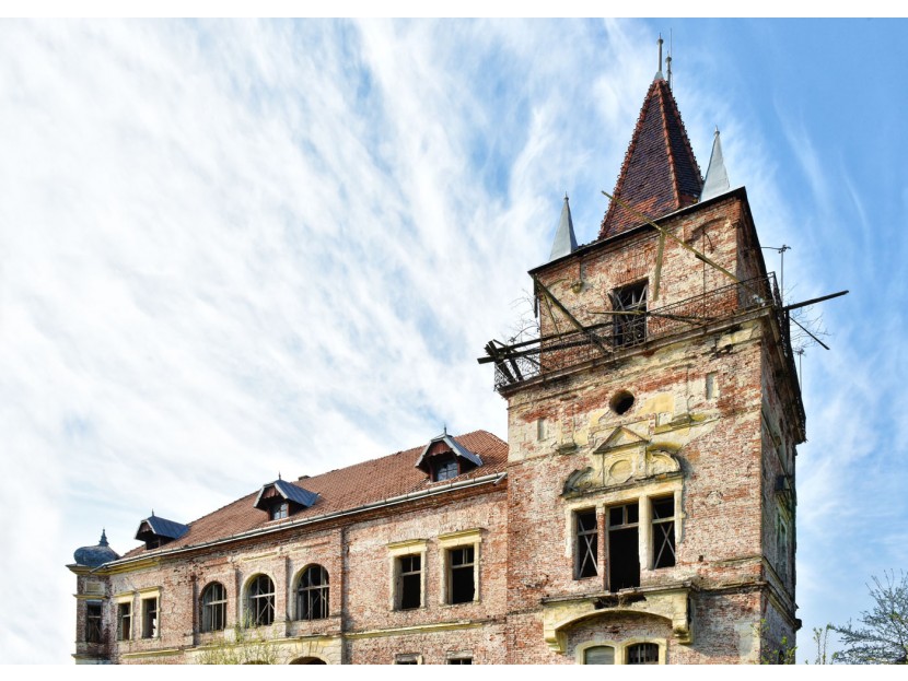 Teleki Castle for sale Romania