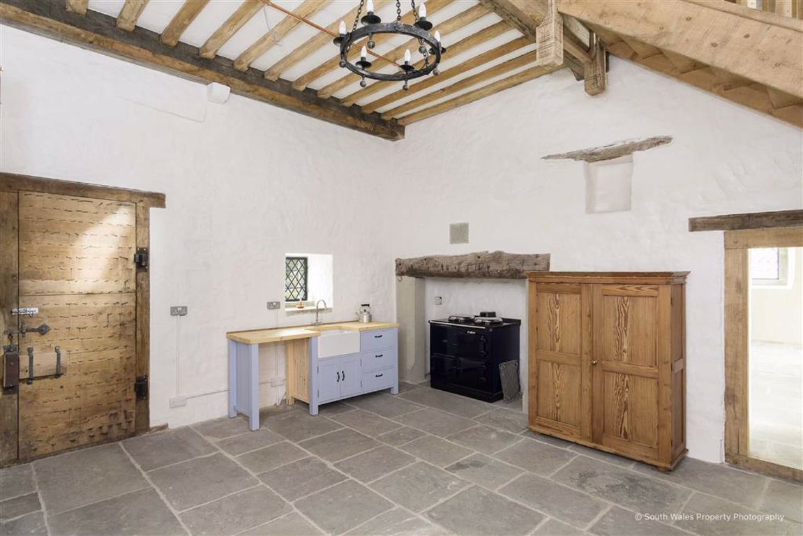 £1.25m Llantwit Major, WALES. Historic Welsh Castle Castleist